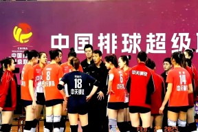 中国女排终场绝投羽毛球队，观众欢呼！经典一战再现传奇