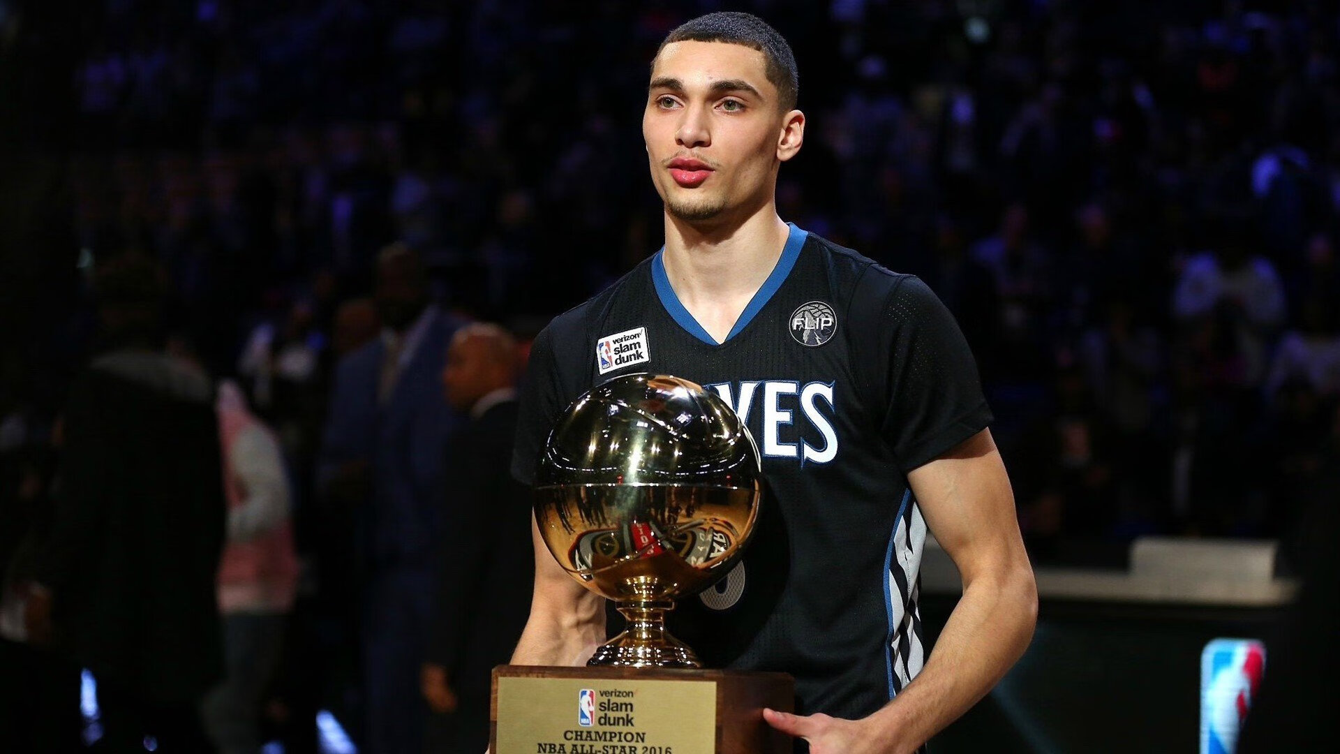 九游官网-莎拉波娃新星赛况扑朔迷离表现惊艳，IG未来可期！